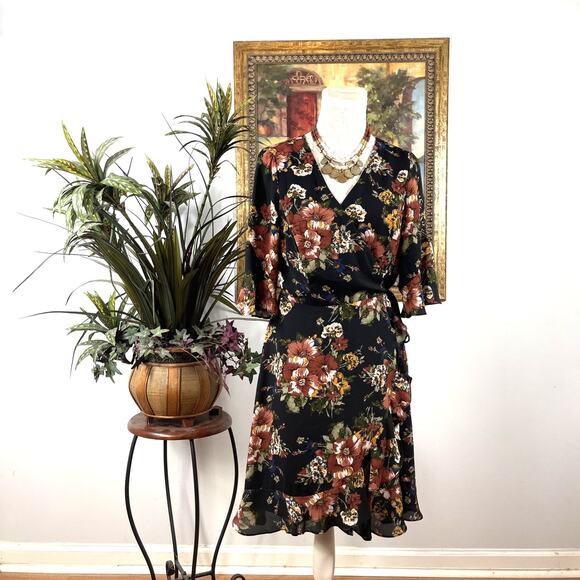 june & hudson Dresses & Skirts - June & Hudson Floral Wrap Dress Women's Size L Black Ruffle Midi Boho V-Neck